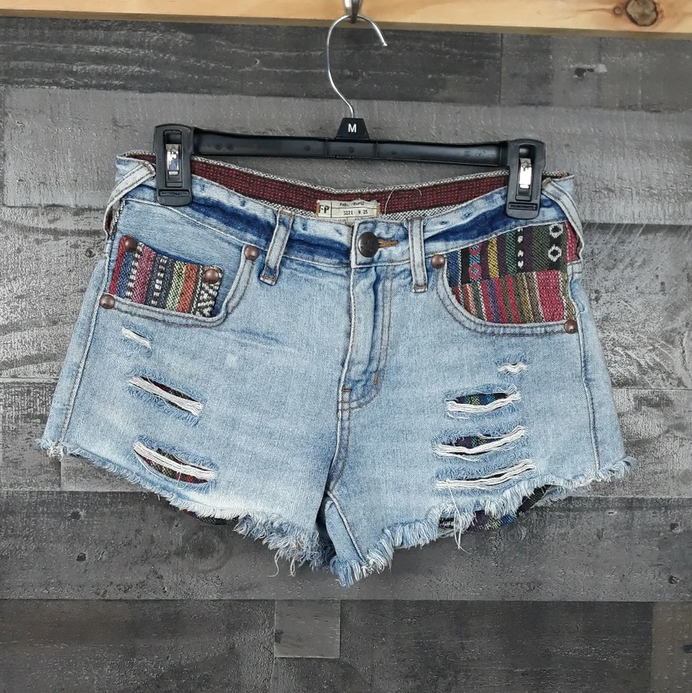 Free People Tribal/Aztec Detail Short